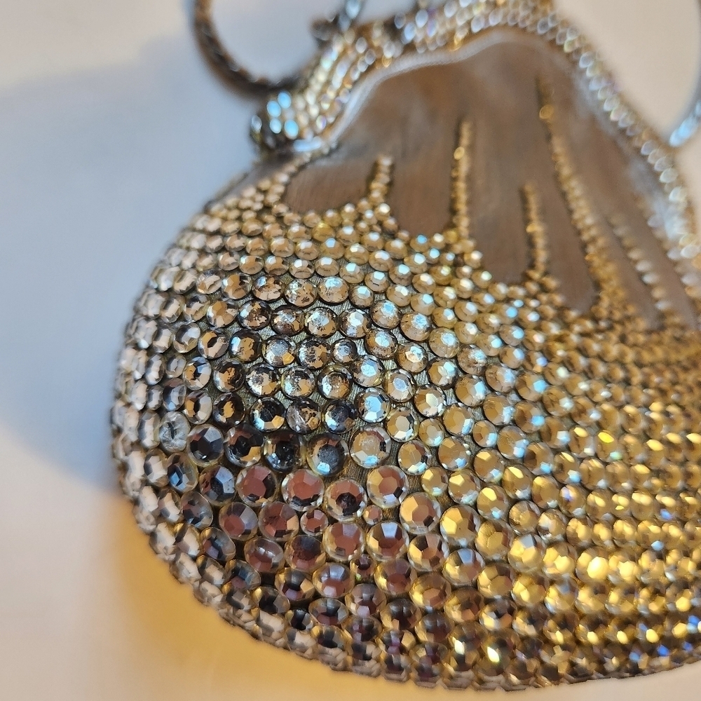Judith Leiber 1967 Chatelaine Minaudiere Swarovski Crystals Metal Clutch in VGUC - Picture 6 of 12